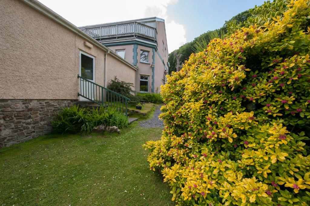 Cwmwennol Country House Сондерсфут Екстер'єр фото